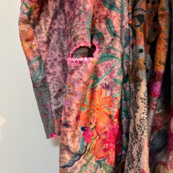 Natural Life Fleece Robe - Picture 4 of 5